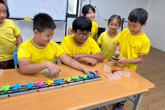 動手玩電路_亮起來！